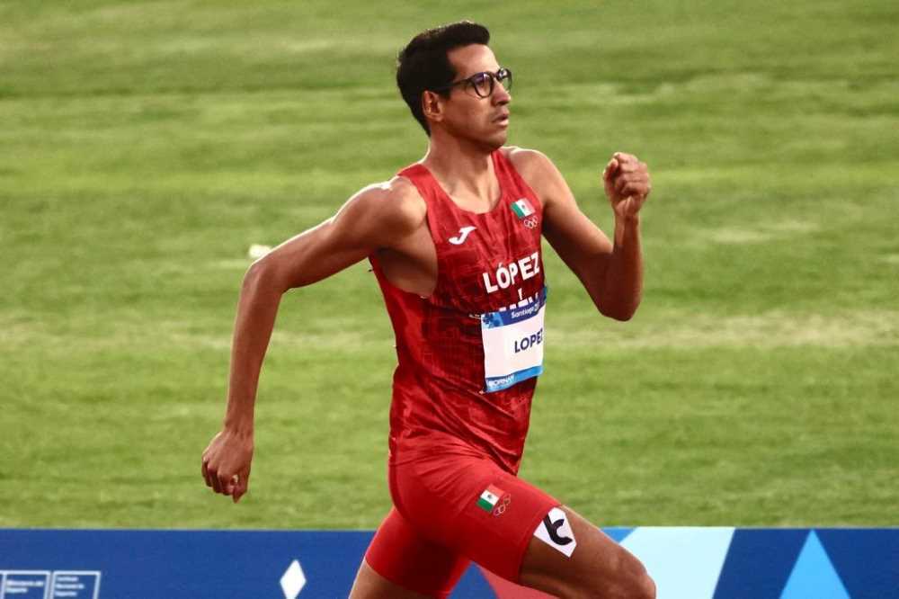 Mexican Tonatiu López Runner Advances to 800m Semifinals