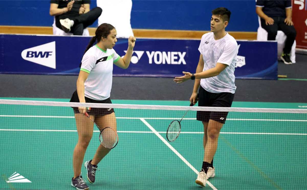 Mexican Badminton Duo Claims Gold in Peru