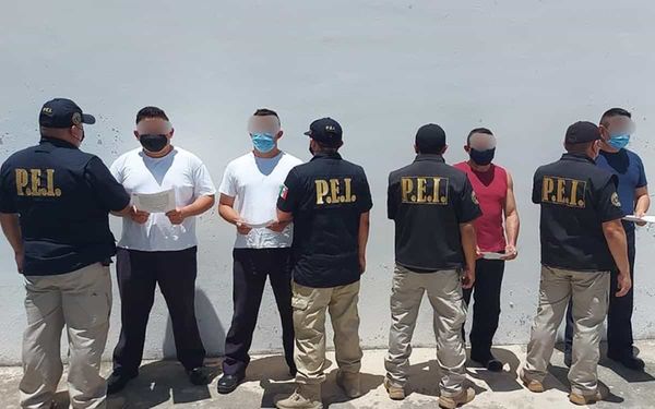 Four agents of the Police of Mérida, were arrested following the rape and murder of a young man.