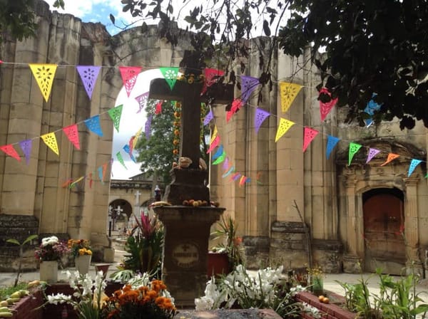 Forgotten Dead Man's Tomb, the most visited in Oaxaca.