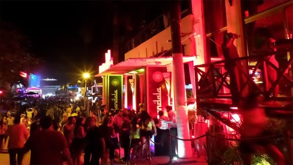 Playa del Carmen: Bar La Chancla.