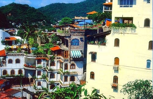 Puerto Vallarta visitors enjoy the beaches and the boardwalk the most.