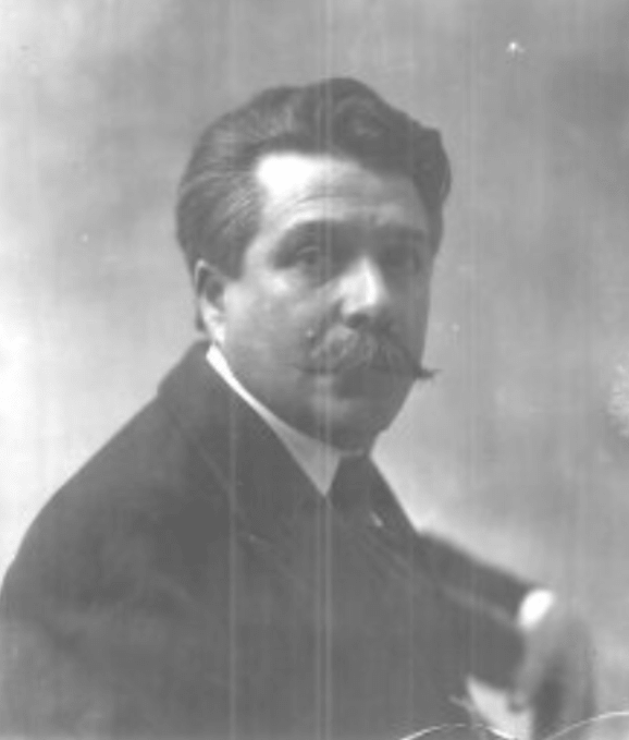 Ramón Mena Issasi, archaeologist, portrait.