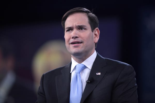 US Senator Marco Rubio lashes out against AMLO: 'He has handed over sections of his country to the cartels'.