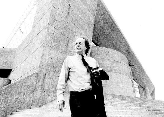 Abraham Zabludovsky standing in front of his design.