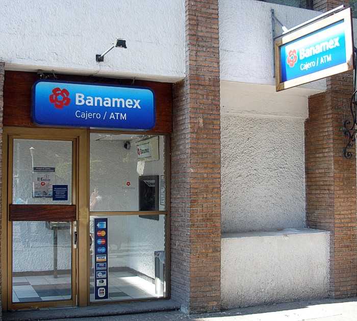 A cloud of uncertainty hovers over the future of Banamex as Citigroup takes a different path.