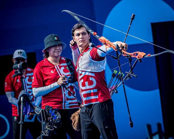 Alejandra Valencia and Matías Grande were eliminated in the mixed team quarterfinals at Paris 2024.